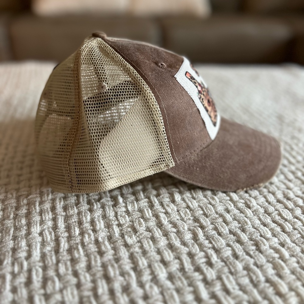 Hat - Picture 6 of 6